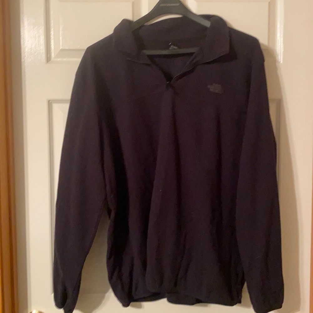 The North Face quarter zip fleece jacket. Black Men’s XXXL / 3XL